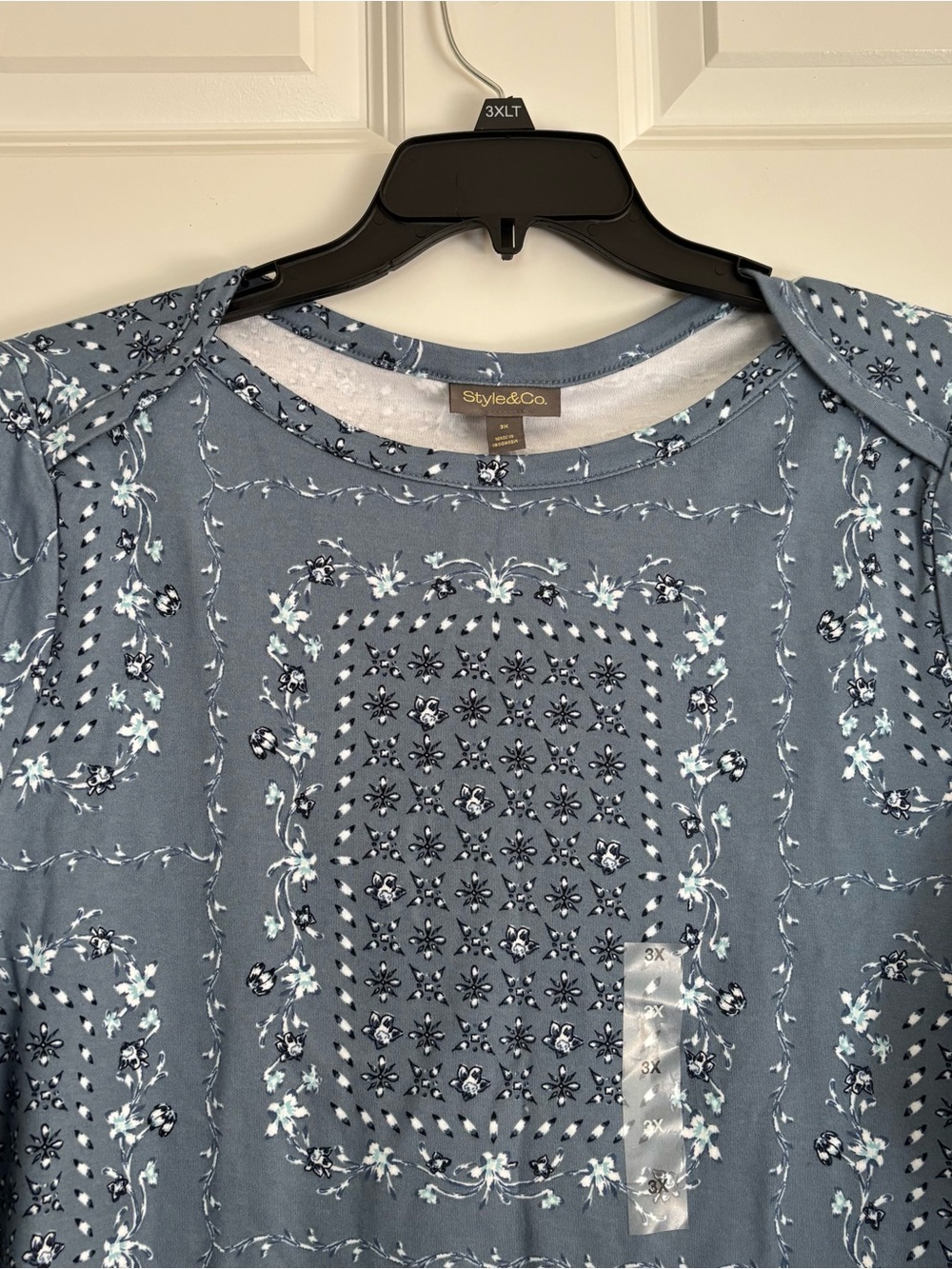 Style & Co. Women's Dusty Blue Floral Patchwork Tunic - Picture 6 of 9